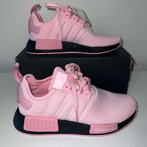 Adidas NMD_R1 ‘TRUE PINK BLACK’
Women’s Size 6